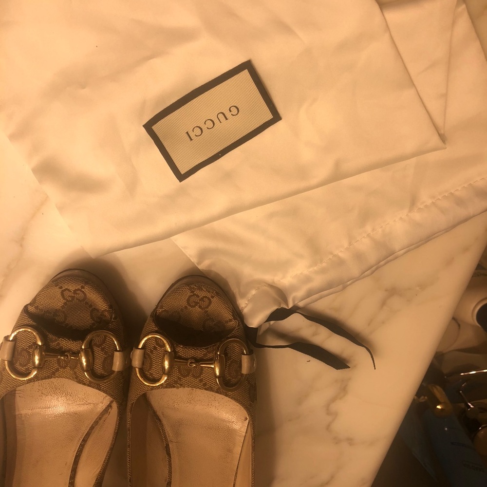 Authentic Gucci Heels - Picture 14 of 14
